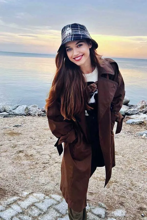 AFRA SARAÇOĞLU