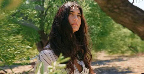 Tuba Büyüküstün