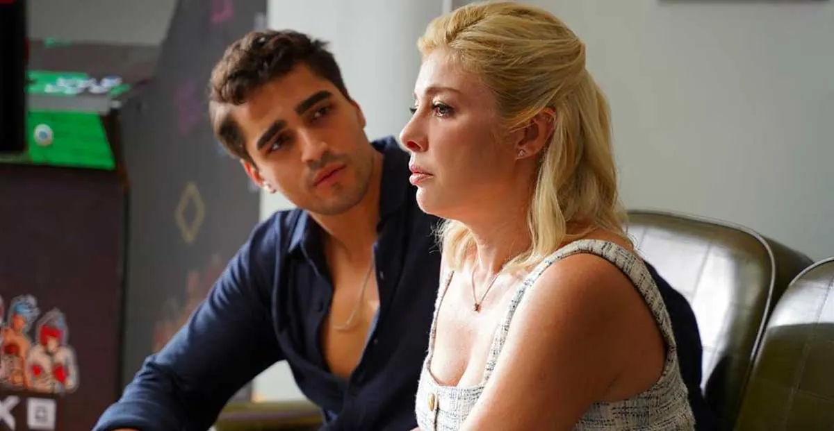  Mert Ramazan Demir (Ferit) - Gözde Kansu (Gülgün)