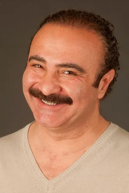 Cengiz Bozkurt as Arif Kandemir