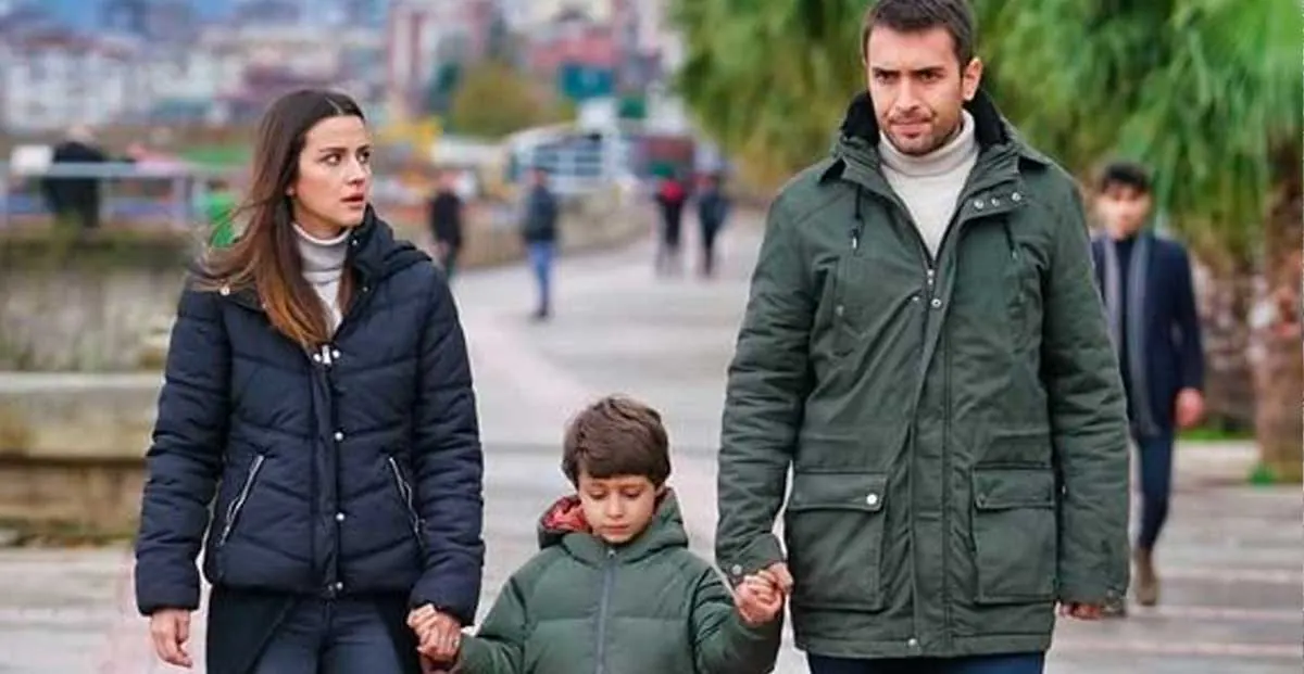 Ulaş Tuna Astepe - Sen Anlat Karadeniz
