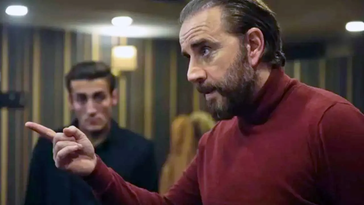 ¡Un nuevo enemigo llega al personaje Aslan de la serie Aile!