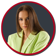 Ecem Simge Yurdatapan como Aysel