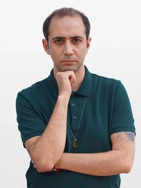 Sarp Bozkurt como Erdem Şangay