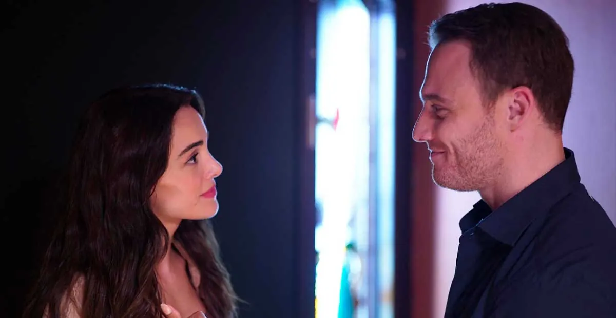 ¿Qué tipo de serie es Ya Çok Seversen? ¿Quién está en el elenco de Ya Çok Seversen?