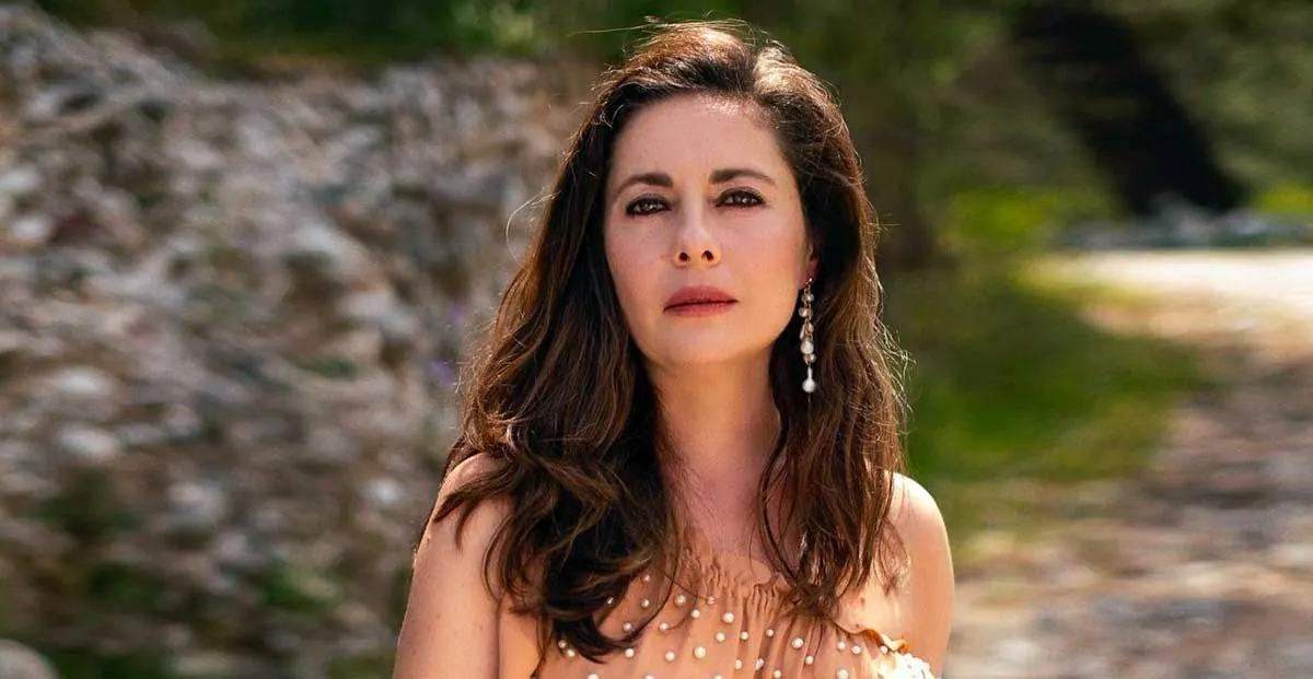 Nilüfer Açıkalın interpretará el papel de la madre de Leyla, Leman, en la serie Zeytin Ağacı.