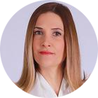 Özlem Sürek como Nurten