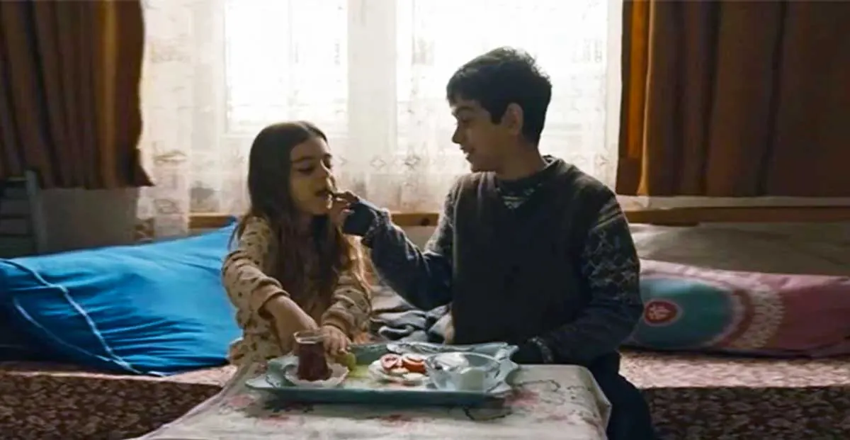 ANNÉES DIFFICILES D'ENFANCE DE TAMER ET MERYEM