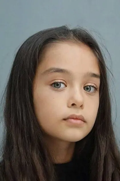Elif Kurtaran dans le rôle de Masal