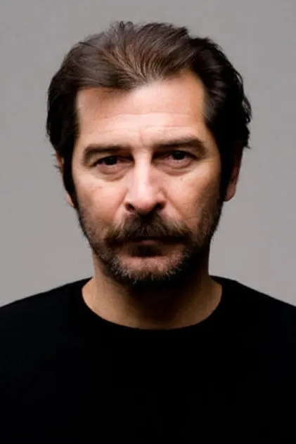 Uğur Polat dans le rôle de Yekta Tilmen