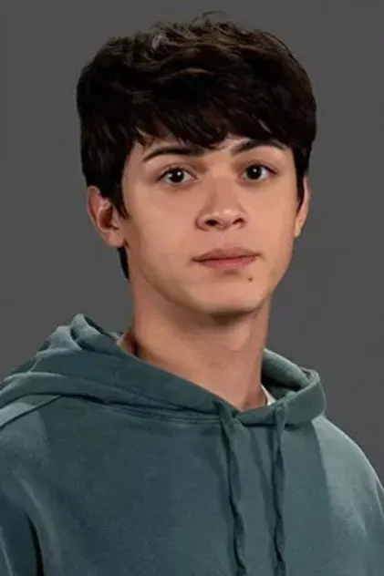 Umut Kaya dans le rôle de Görkem