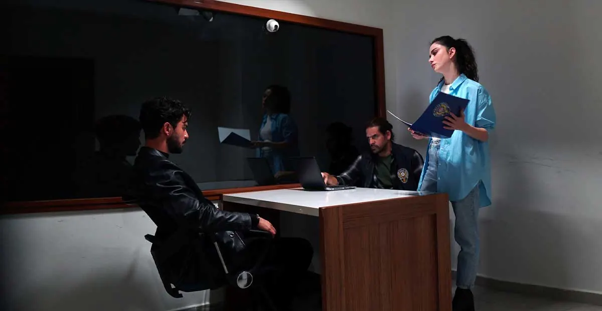 La serie Sipahi era all'ordine del giorno dei social media con il suo primo episodio!