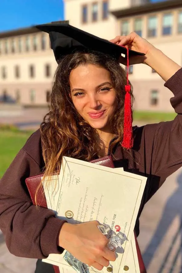 Leyla Tanlar