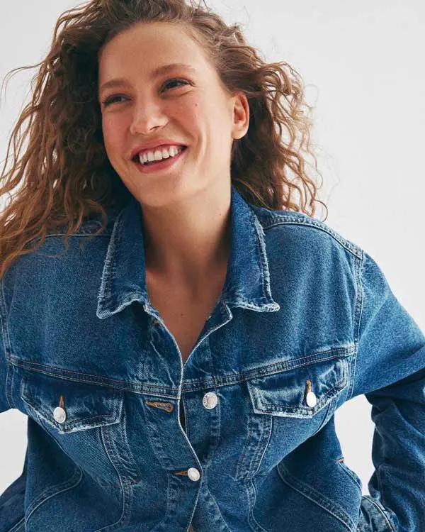 Serenay Sarıkaya