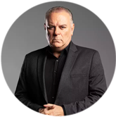 Burak Sergen în rolul Rızvan Leto