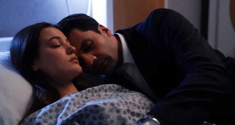 Ilgaz holds Ceylin’s hand tightly in the series Yargı