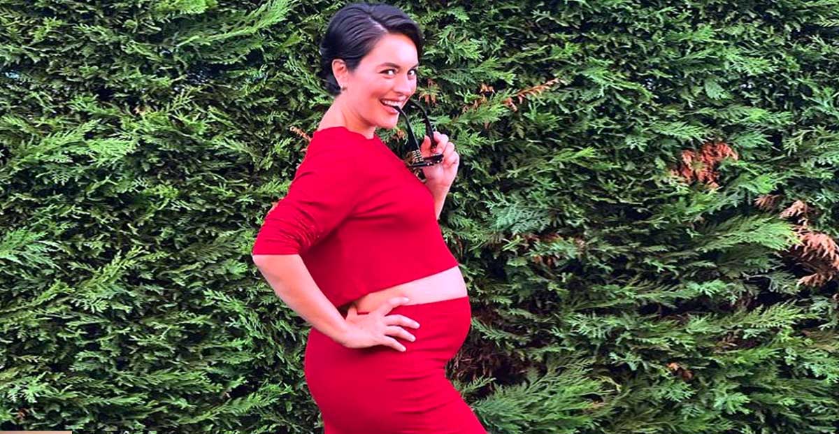 Ezgi Mola è nella pubblicità dei pannolini!