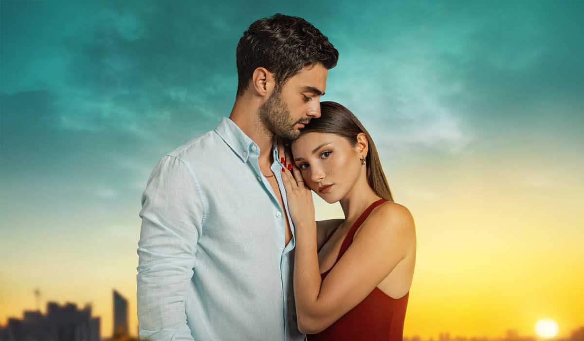 Yiğit Koçak and İlayda Akdoğan shine in new drama Bereketli Topraklar!