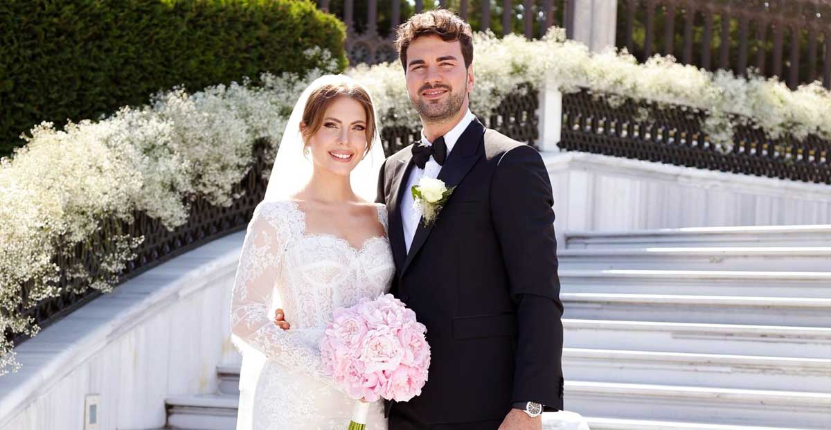 O casal Eda Ece e Buğrahan Tuncer se casou esta noite!