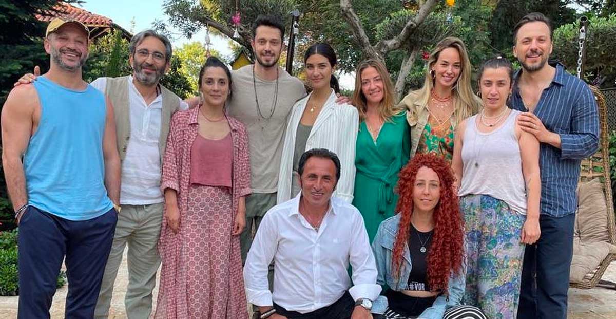 A new celebrity joins Netflix’s record-breaking series Zeytin Ağacı!