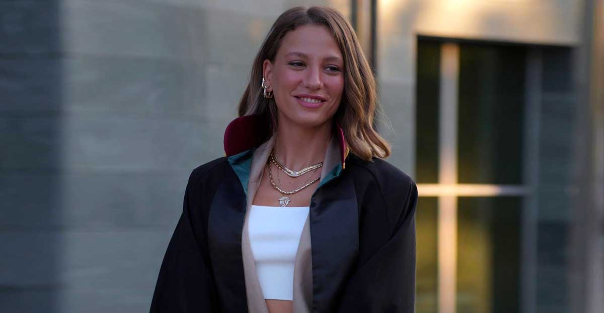 Serenay Sarıkaya will give life to a lawyer in her new series!
