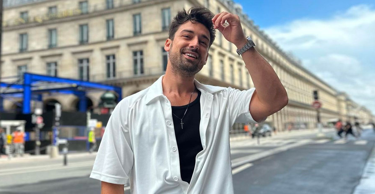 Quem foi escolhido como parceiro de Alp Navruz na série de TV Senden Önce?
