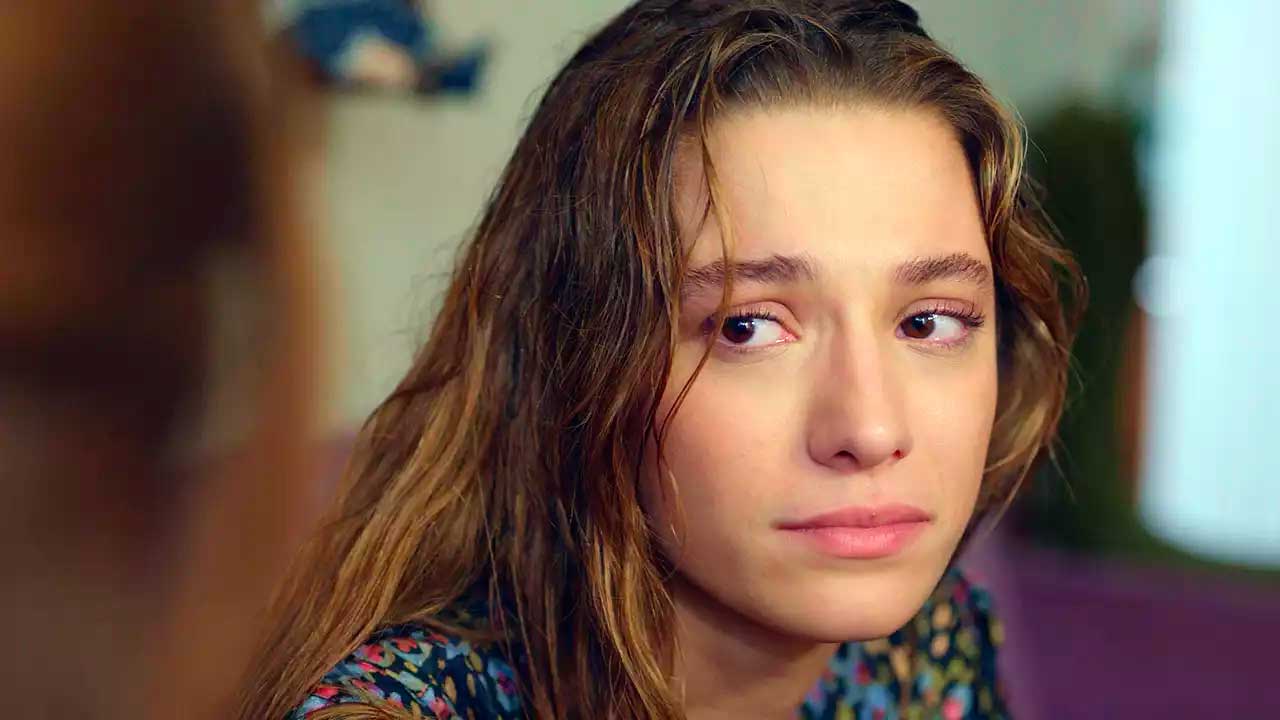 ¡El extraordinario viaje de Sümeyye Aydoğan en las series de televisión continúa!