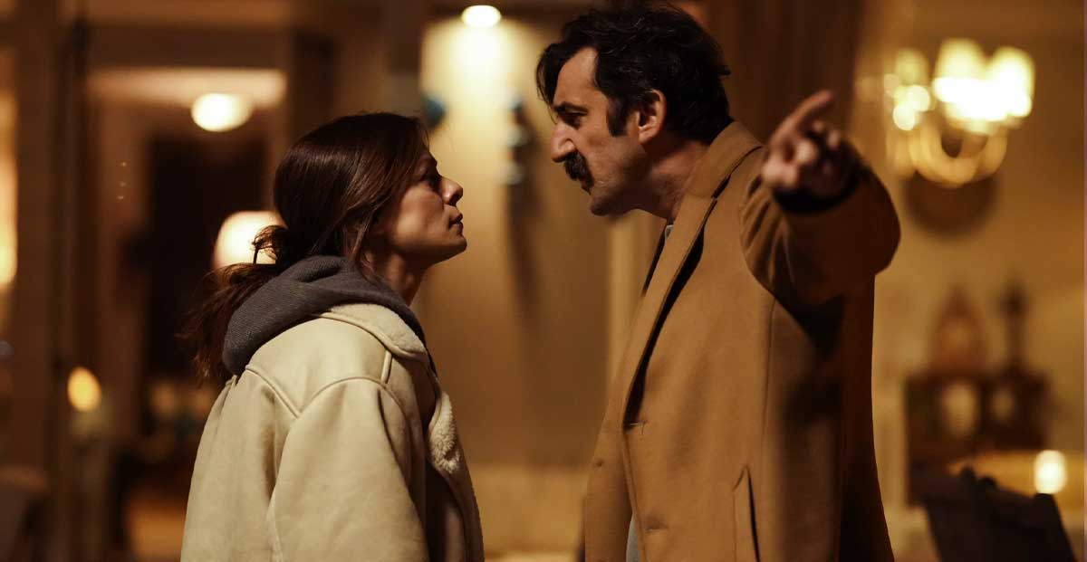 Reha aceitará o divórcio no 8º episódio de Sandık Kokusu?