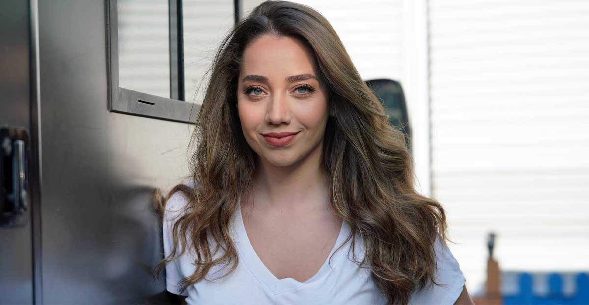 Who is the boyfriend of Özge Özacar, the successful actress of Kızılcık Şerbeti?