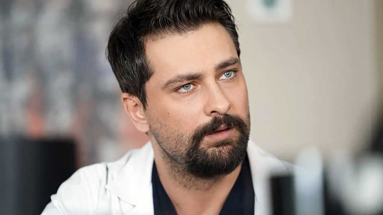O novo projeto de Onur Tuna foi a série Geleceğe Mektuplar!