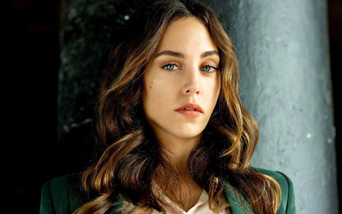 A Öykü Karayel recebeu uma oferta para o muito aguardado Kürk Mantolu Madonna!